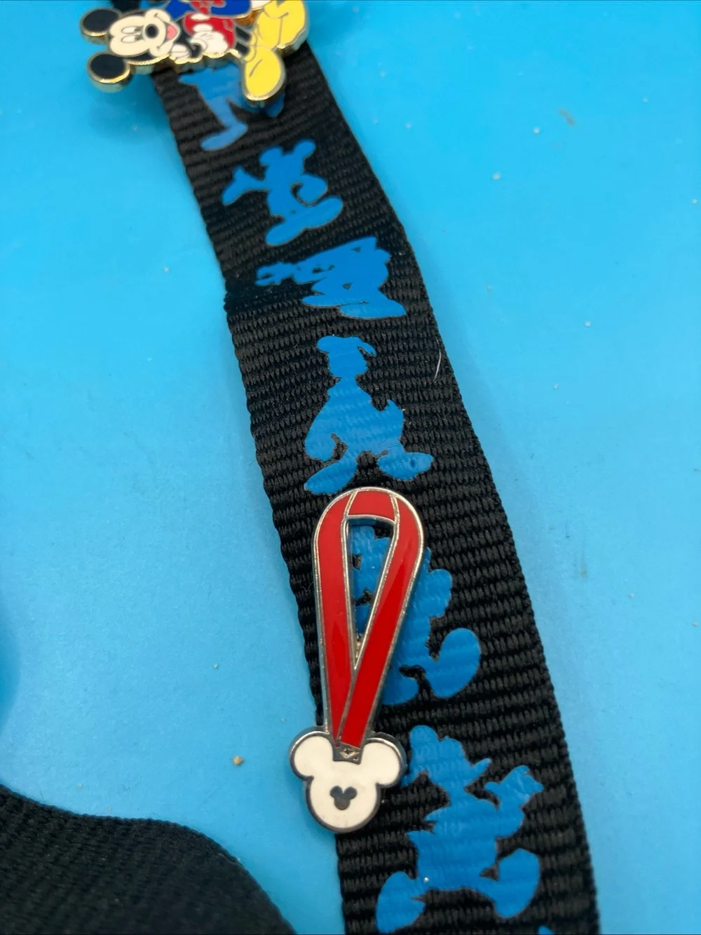 Disney official pin